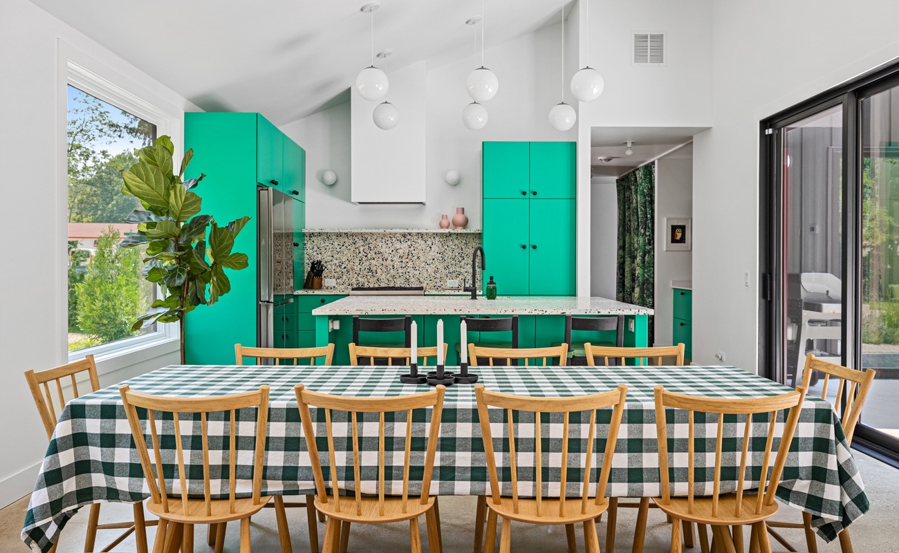 Be our guest & let the dining room do the rest when it comes to serving in style.