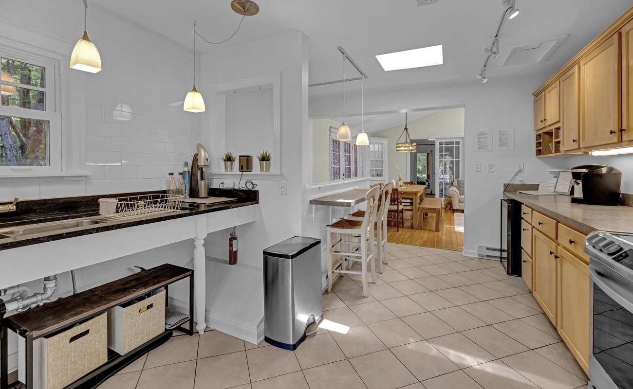 Plenty of prep space, light, and flow for effortless meals.