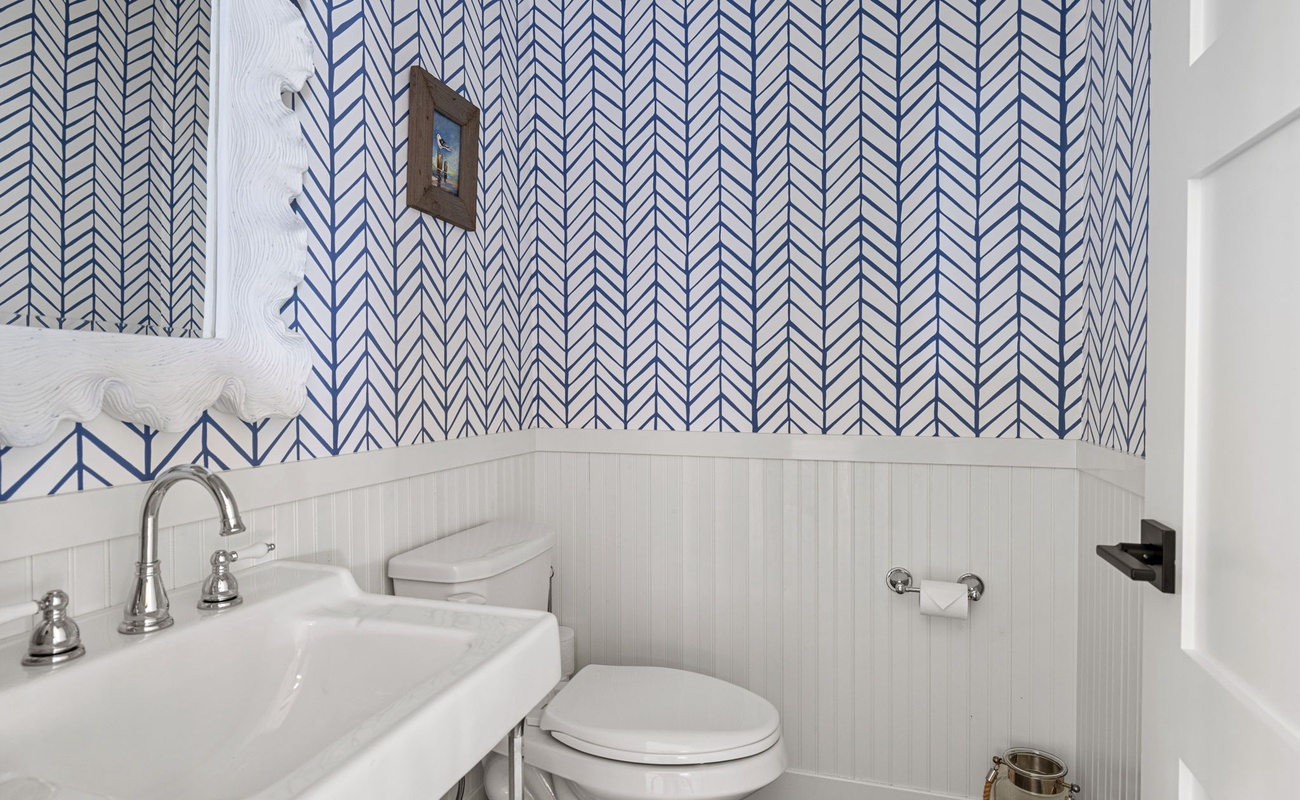 Tasteful décor and accessories are a hallmark found in every Gasthaus Fox room.