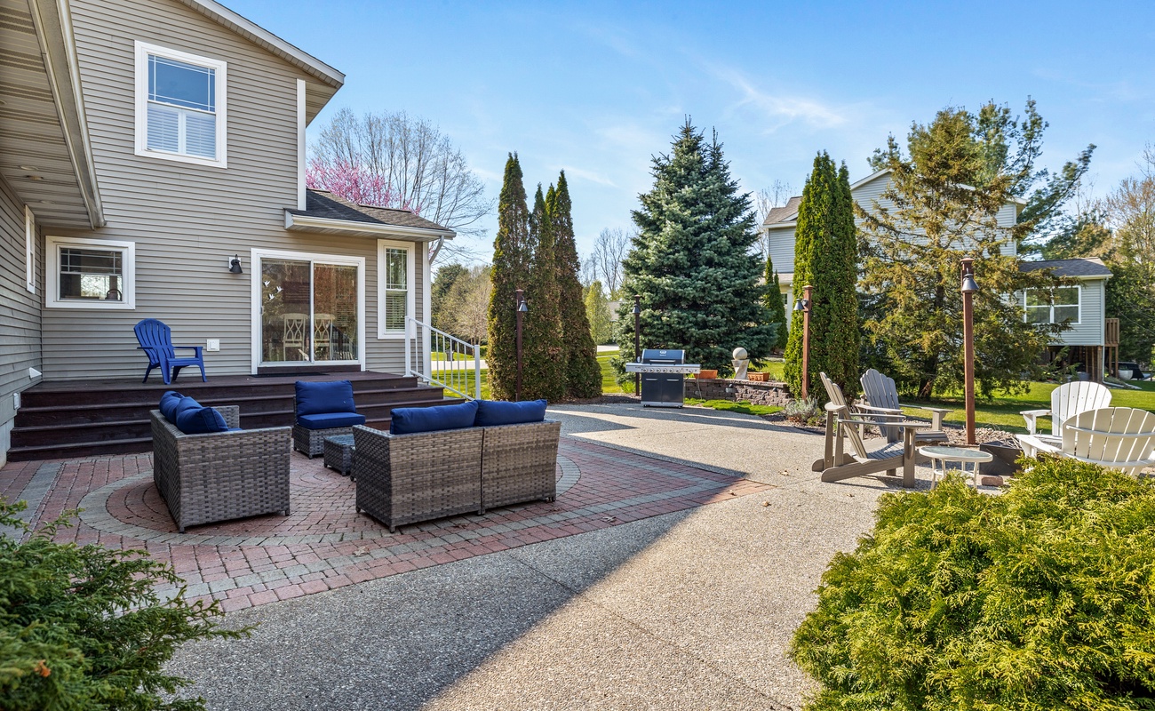 Room to lounge, grill, and gather. Perfect for family cookouts.