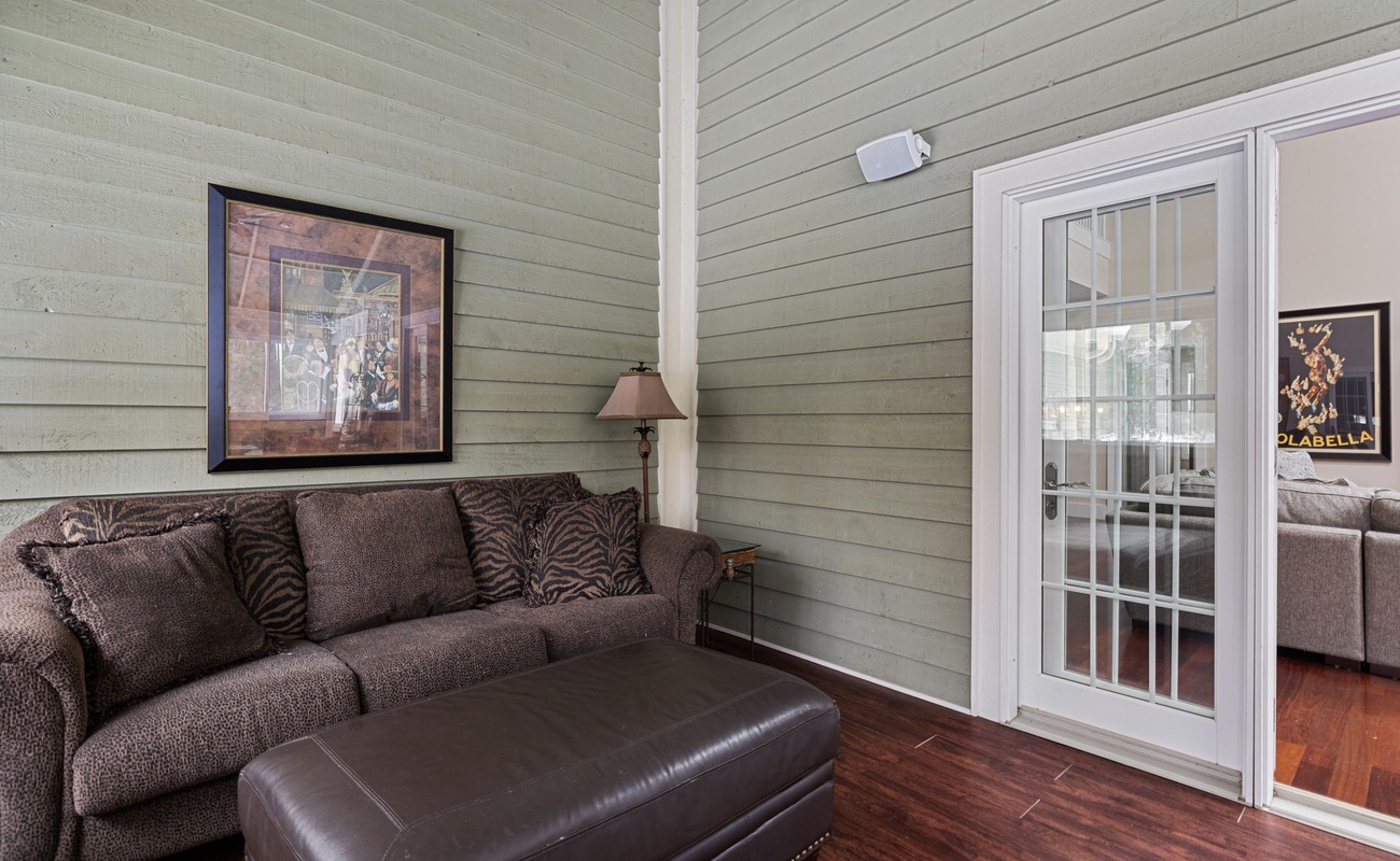 Time to kick your feet up and recline with a favorite drink? We say, oh yeah!