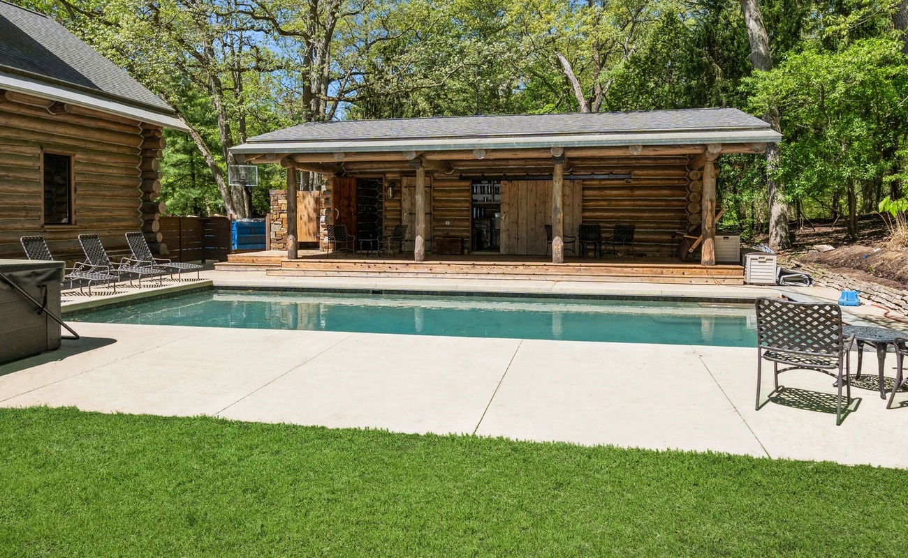 A poolside cabana always makes summers more fun!