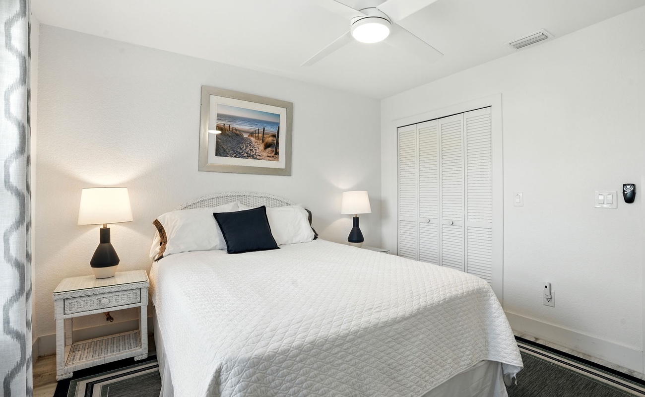 A perfect blend of comfort, light, and coastal ease.