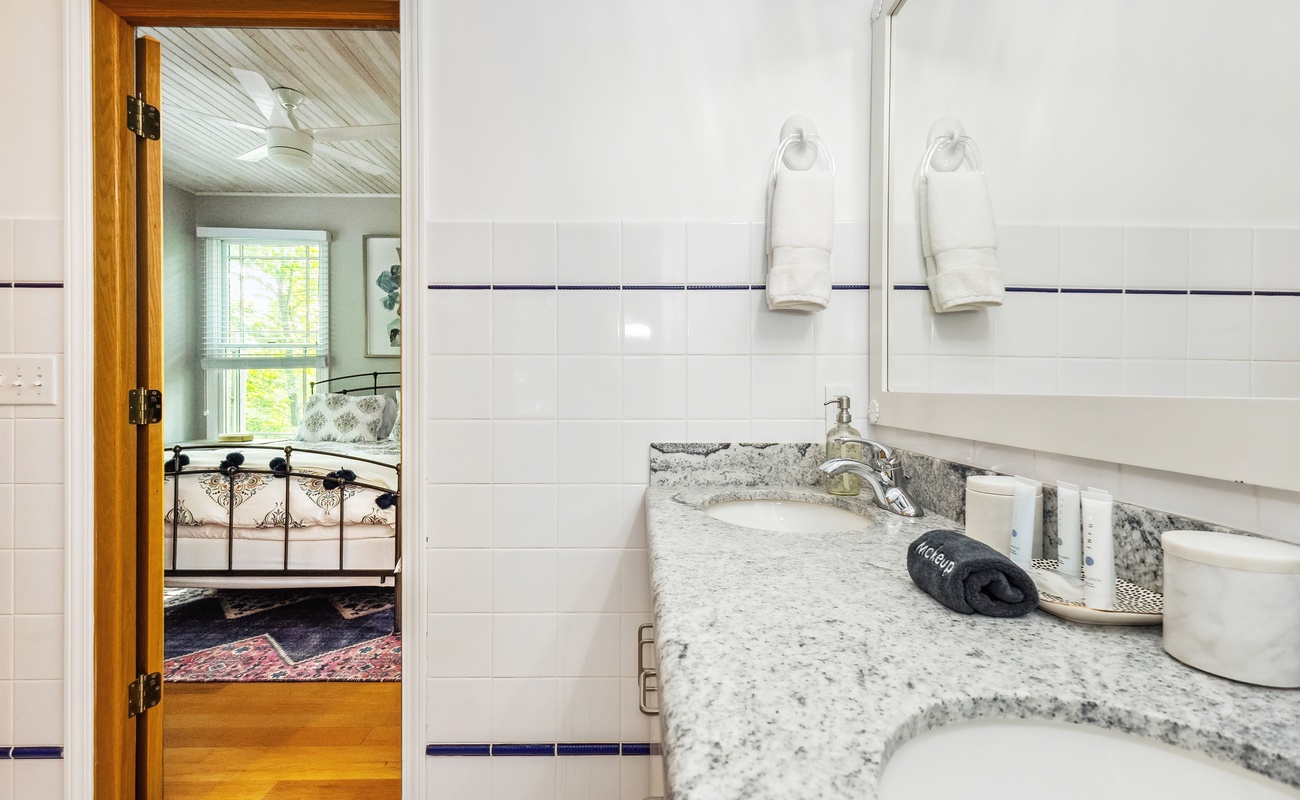 The main bedroom's en-suite bath offers privacy from the rest of the group.