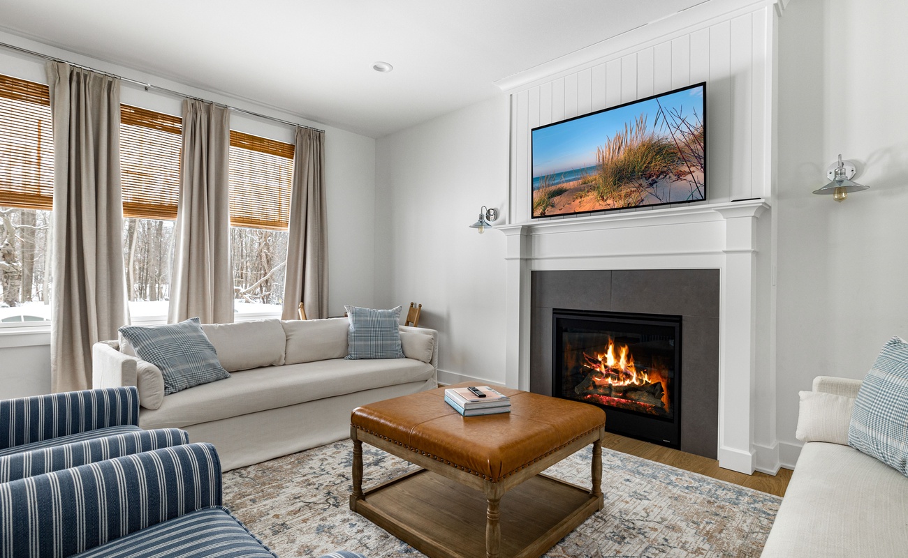 A fireplace, a good book, and a comfy couch… the recipe for happiness!