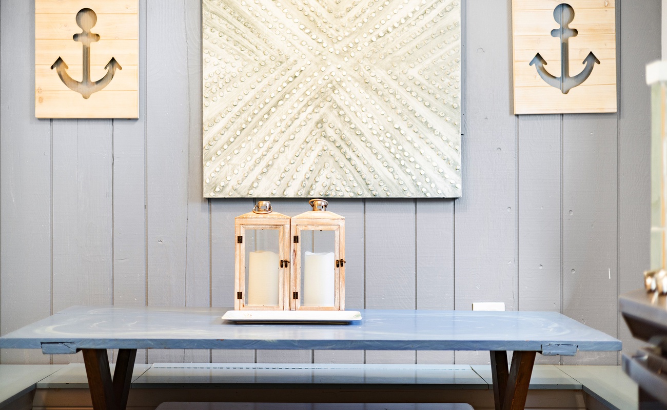 The cottage has subtle coastal touches that bring the spirit of the lake indoors.