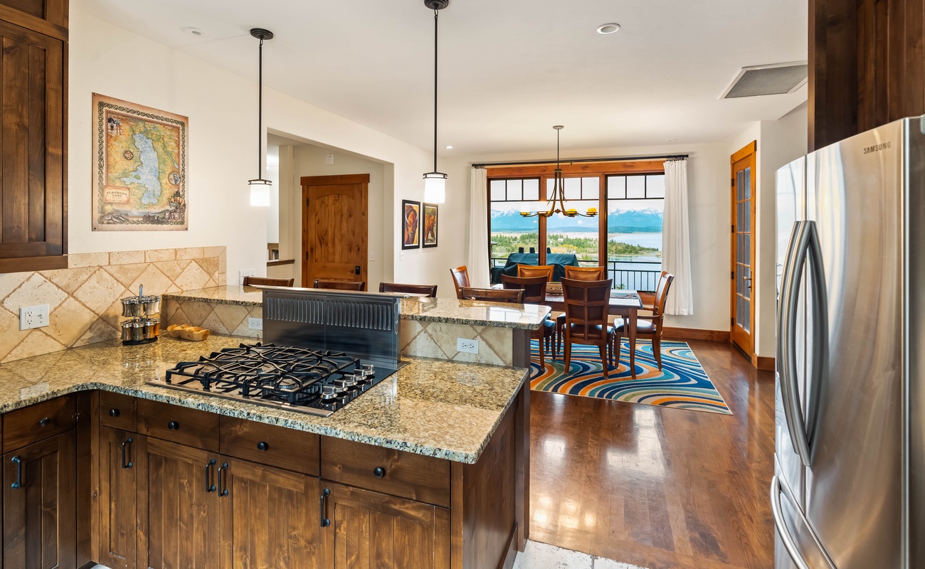 Warning: This kitchen might distract you from cooking. That view is spicy enough!