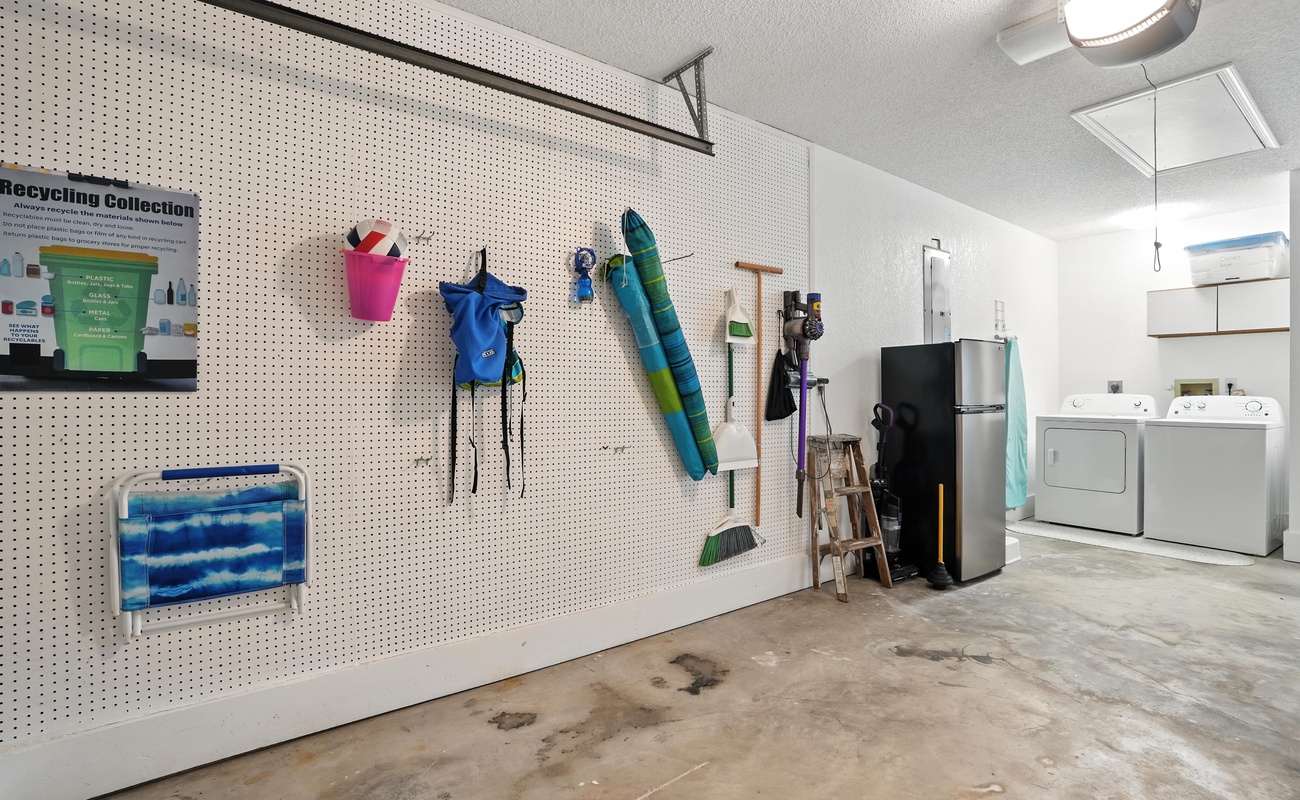 Beach gear, tools & laundry ready to roll.