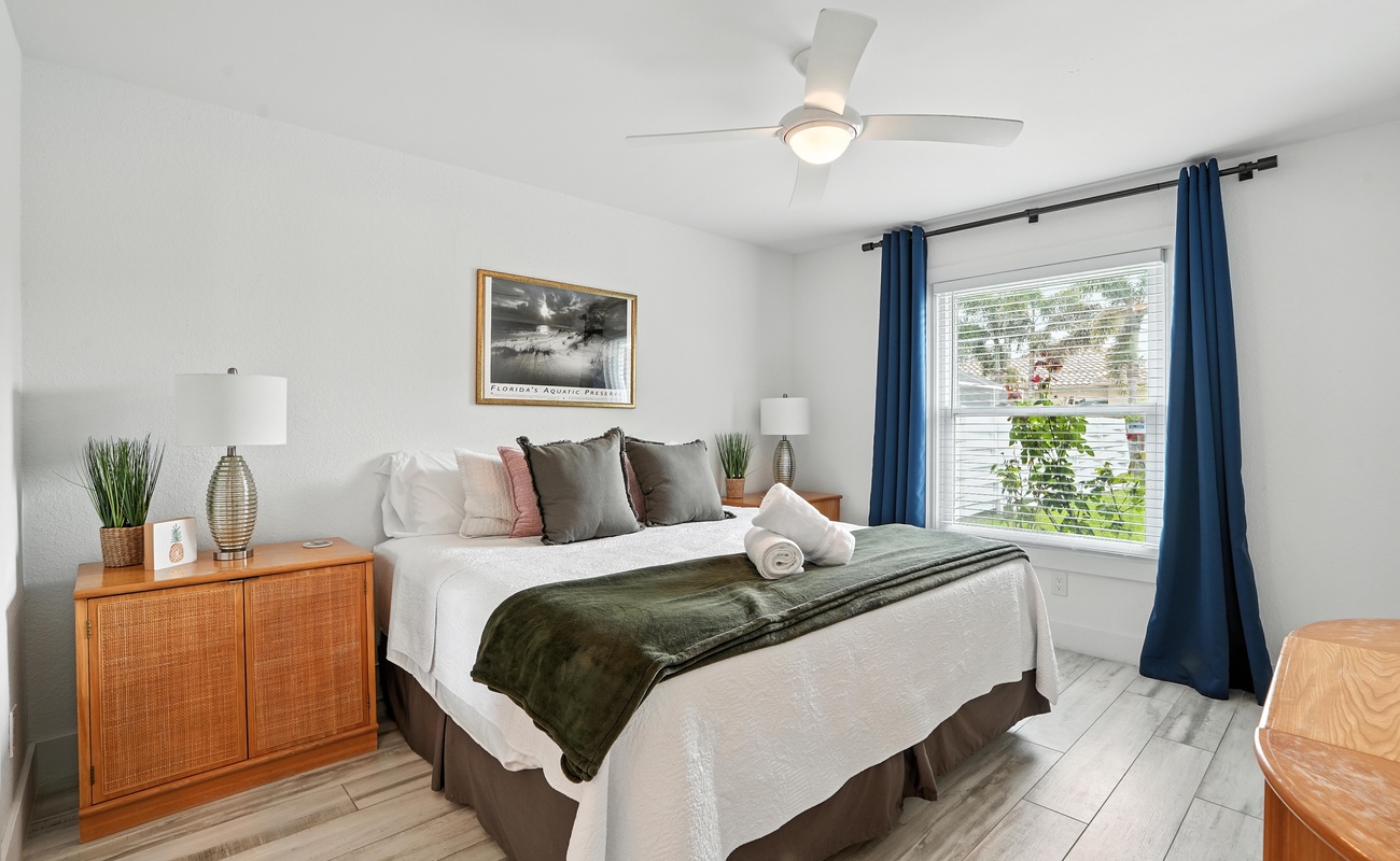 A king-size escape with vacation dreams built in.