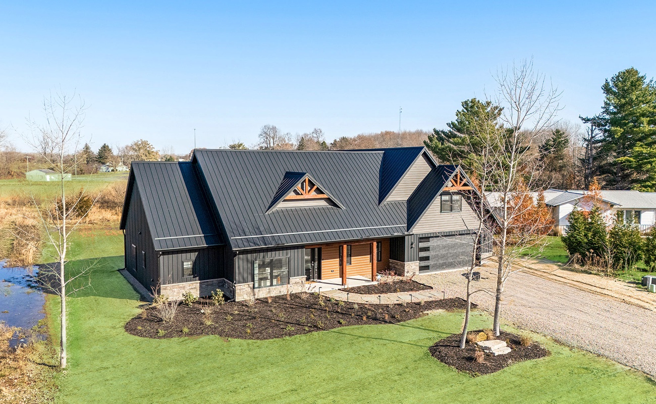 Obsidian House in Harbert offers a modern retreat close to Lake Michigan.