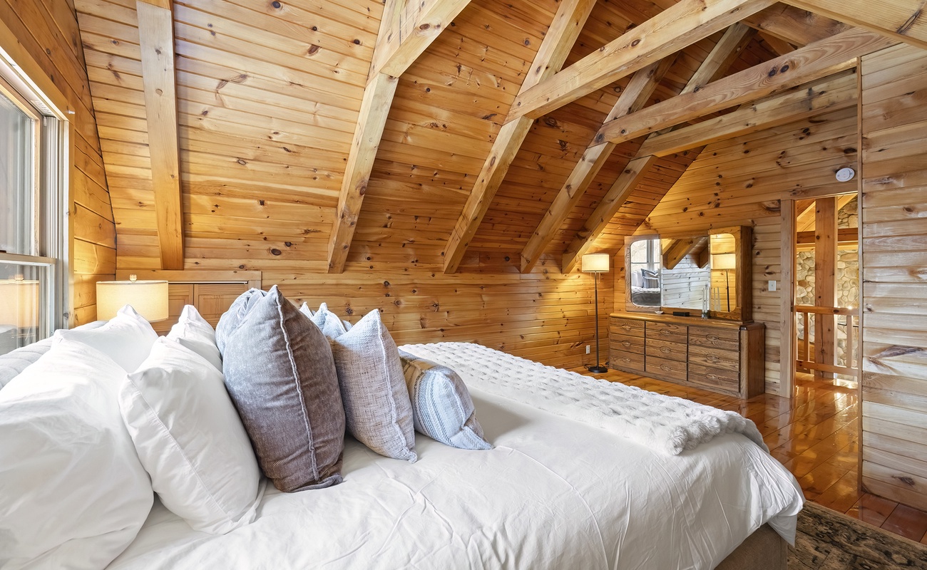 The upper-level signature suite is a quiet retreat away from it all.