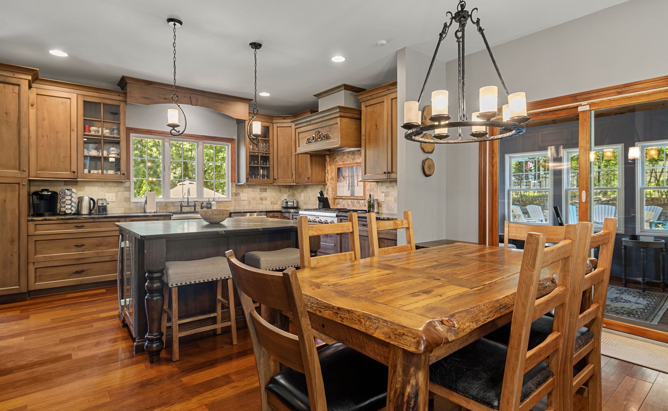 The Moose Lodge’s dine-in kitchen is ideal for large family gatherings.