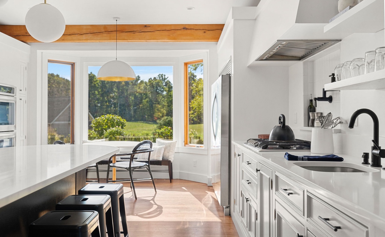 The perfect spot for a quiet breakfast or a mid-morning coffee break.