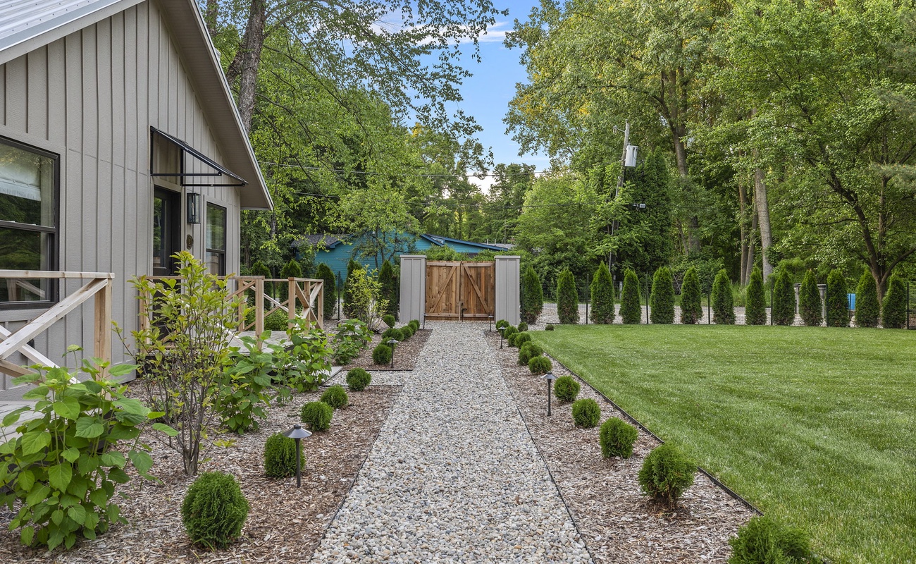 A little hideaway from the hustle and bustle.