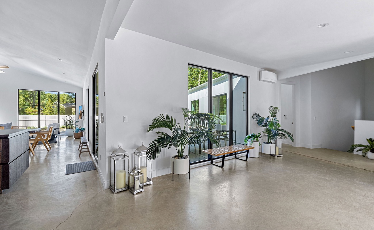 From the living room to the patio—this house has more flow than your favorite playlist.