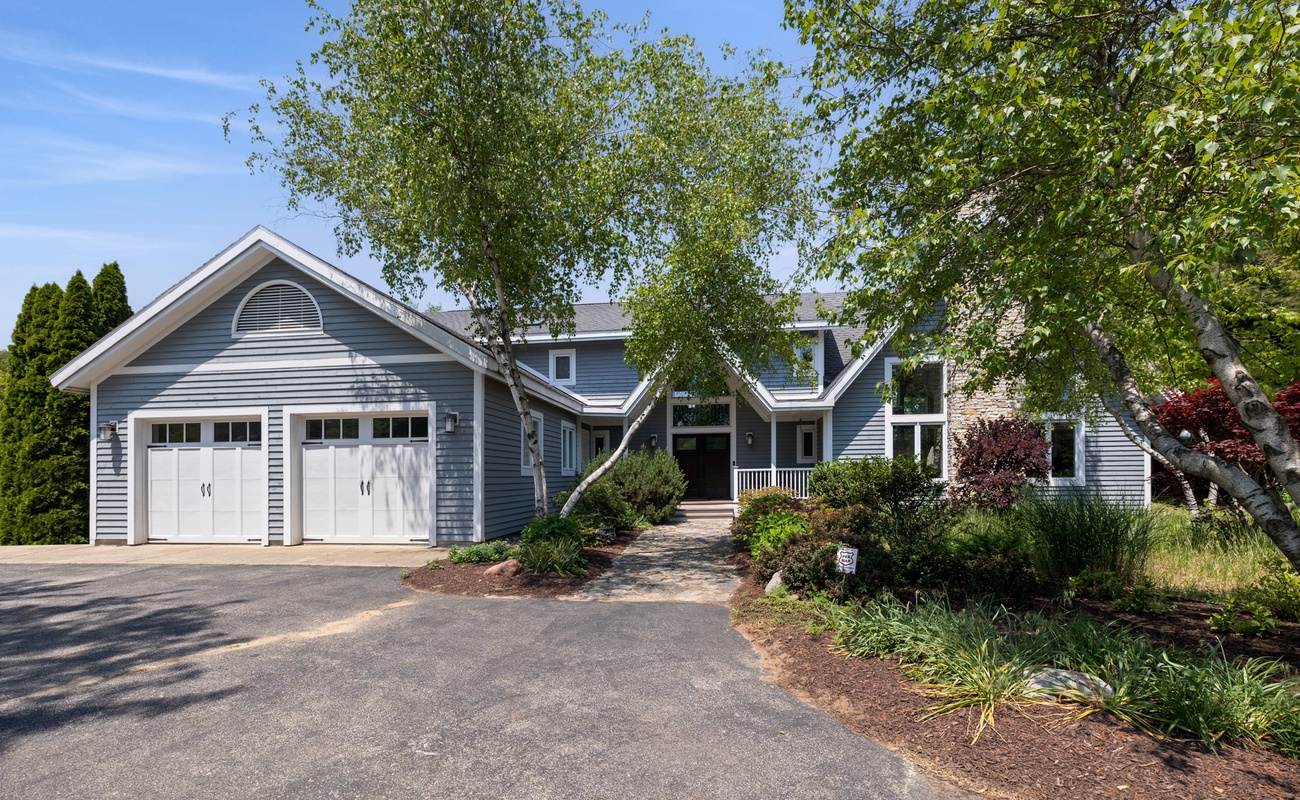 We can't wait to host you at Main Destination!