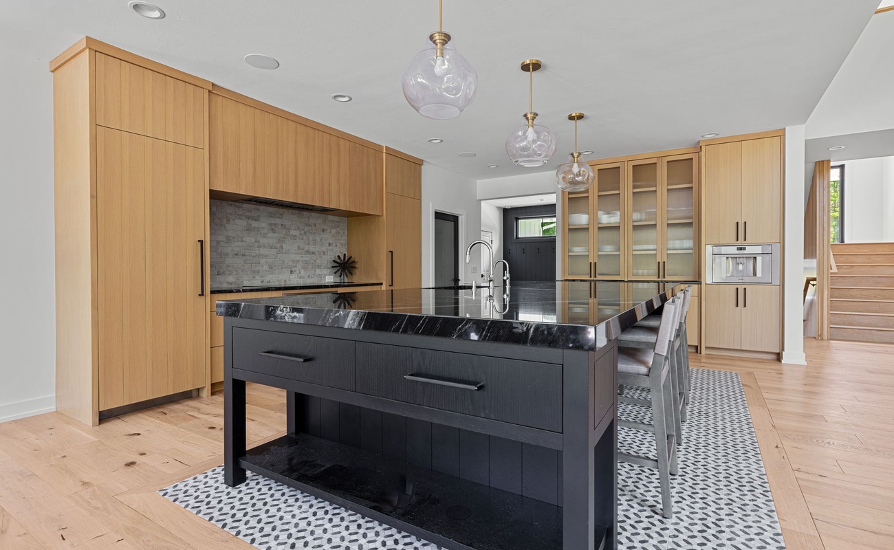 The perfect blend of modern and rustic vibes.