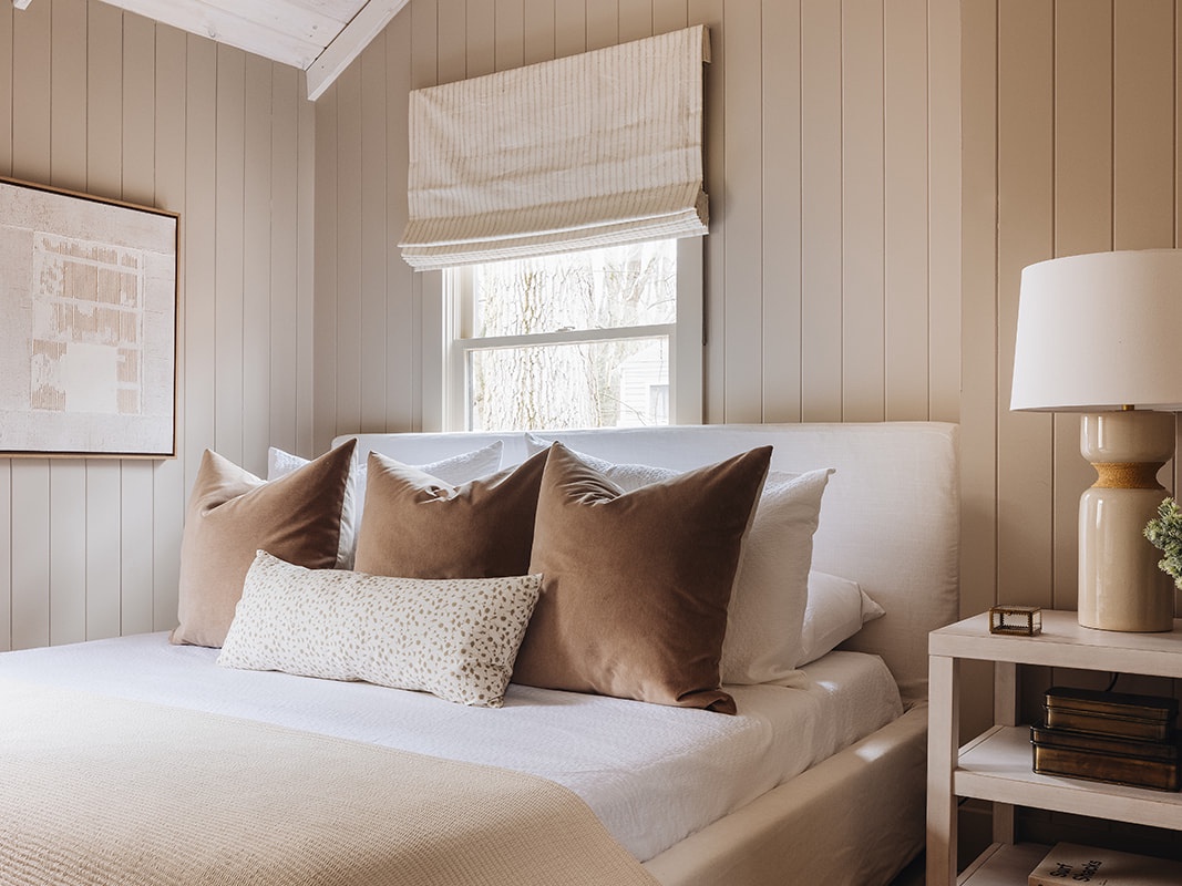 Plush, comfy and warm - just what the doctor ordered for a sound vacay sleep!