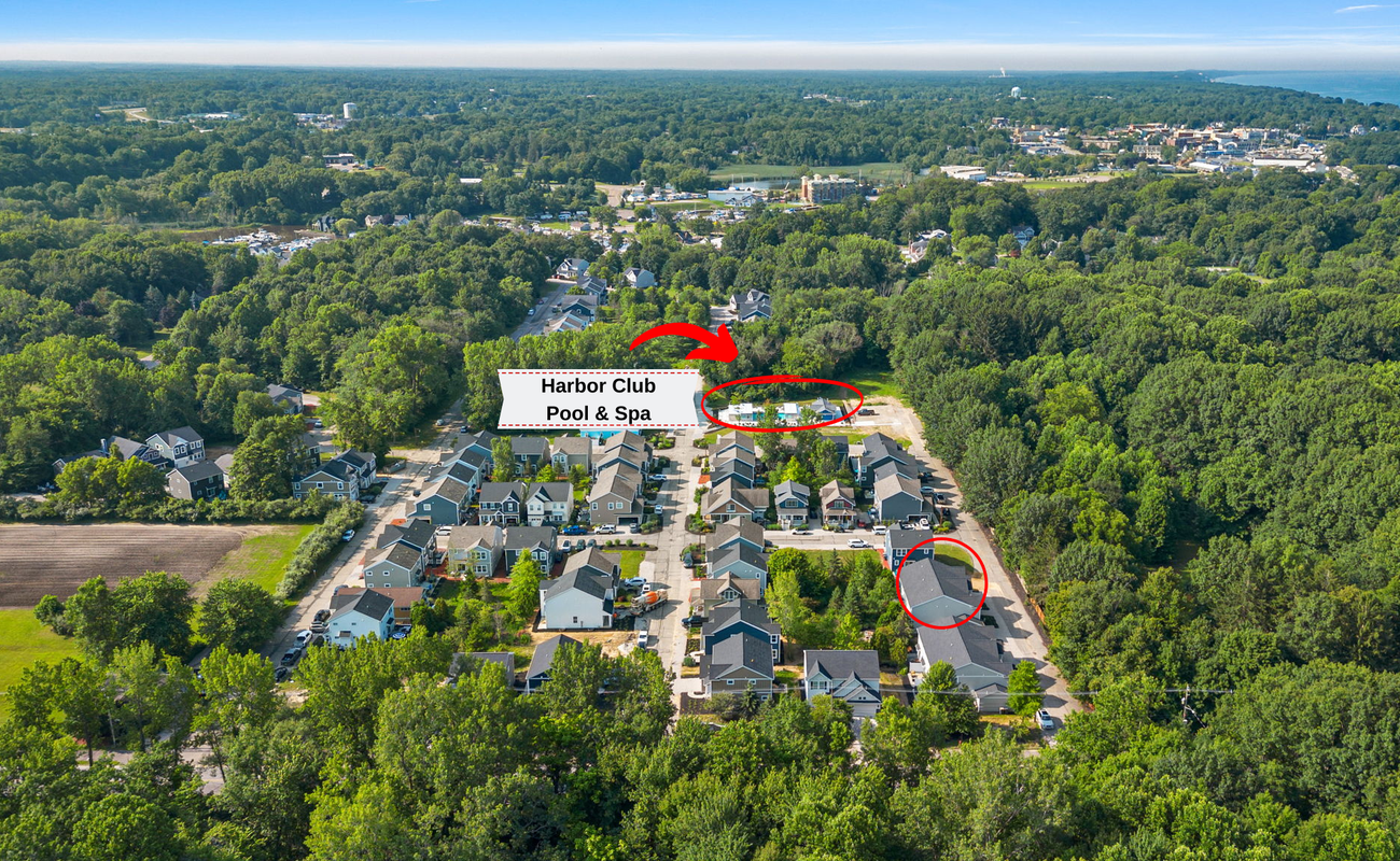 Harbor Club Pool & Spa