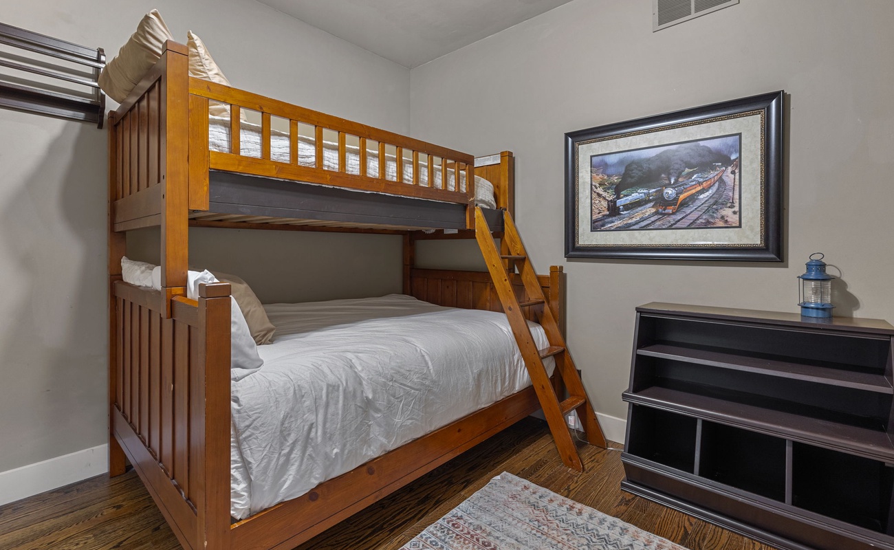 Climb up, settle in, and let the sleepover fun begin!