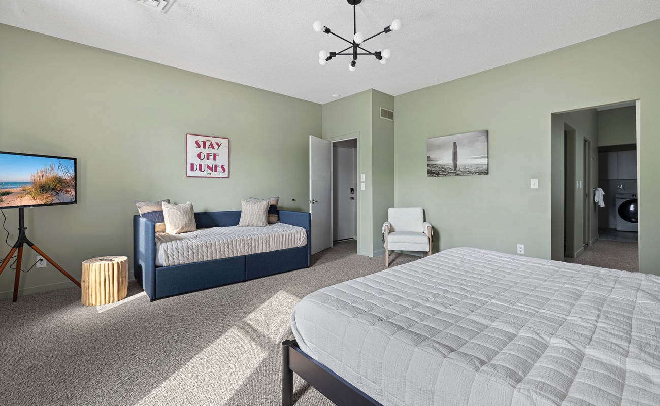 Bedroom 2 has a king-size bed & a twin-size daybed.