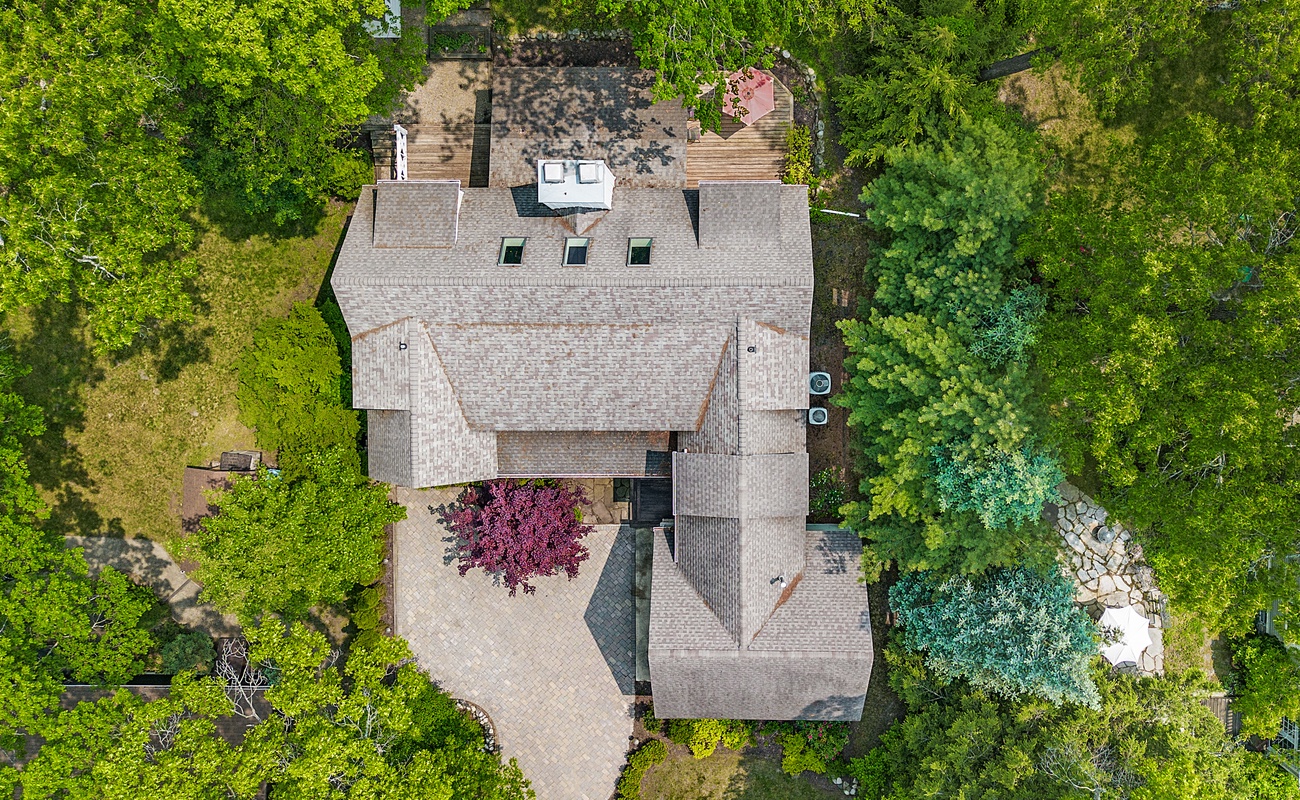 Aerial view of The Ponchartrain.