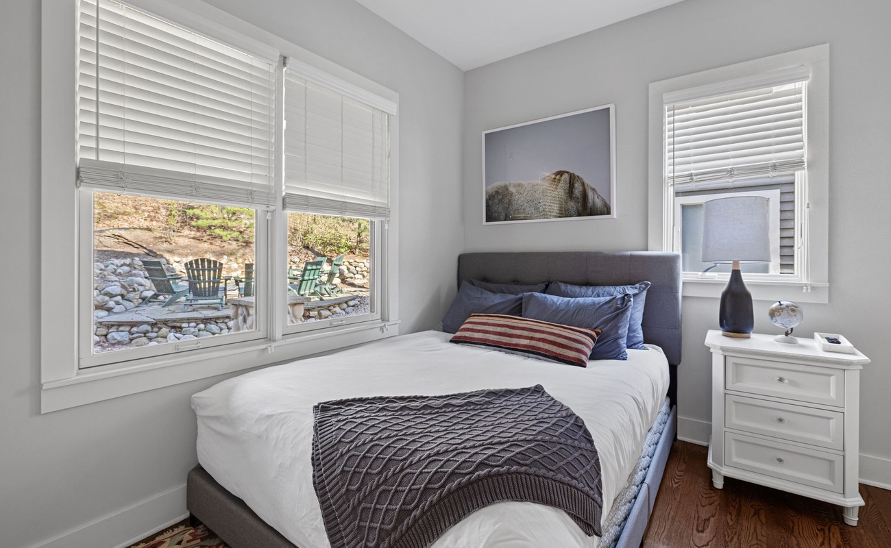 Bedroom 3 is on the lower level & has a queen-size bed.