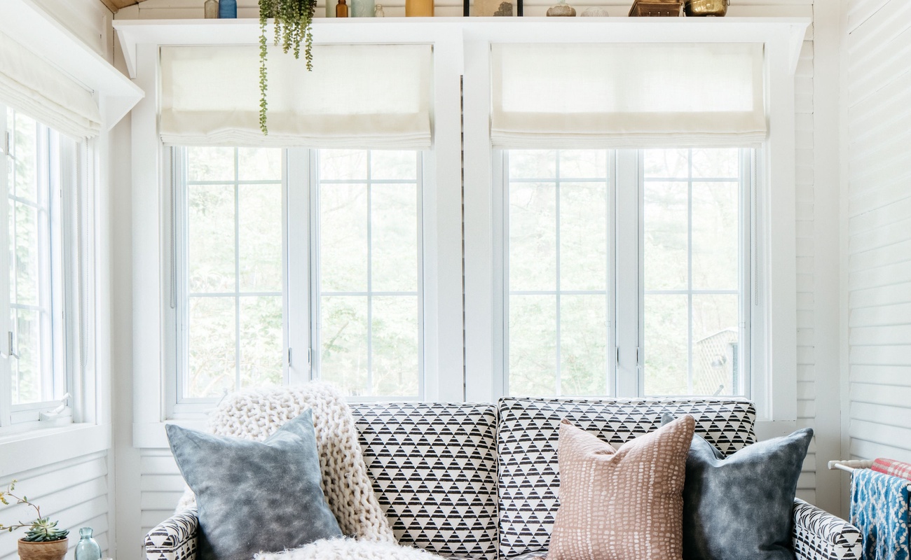 Cozy up and grab some alone time on Leo Cottage’s dreamy porch.