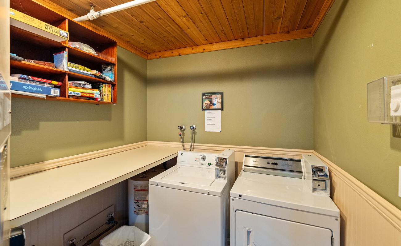 Fresh laundry, fresh vibes! There's something satisfying about a clean space and clean clothes.
