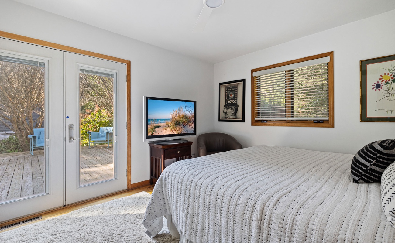 You can choose to watch a movie or the birds singing in the trees.