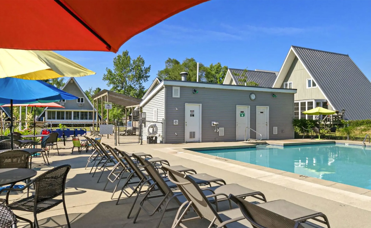 Chalet on the Lake has 3 pools with 2 adult options and a fun kiddie pool.