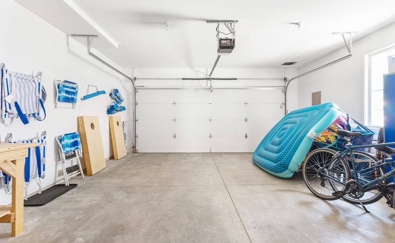 Grab gear and go! Biking, beaching, or backyard fun.