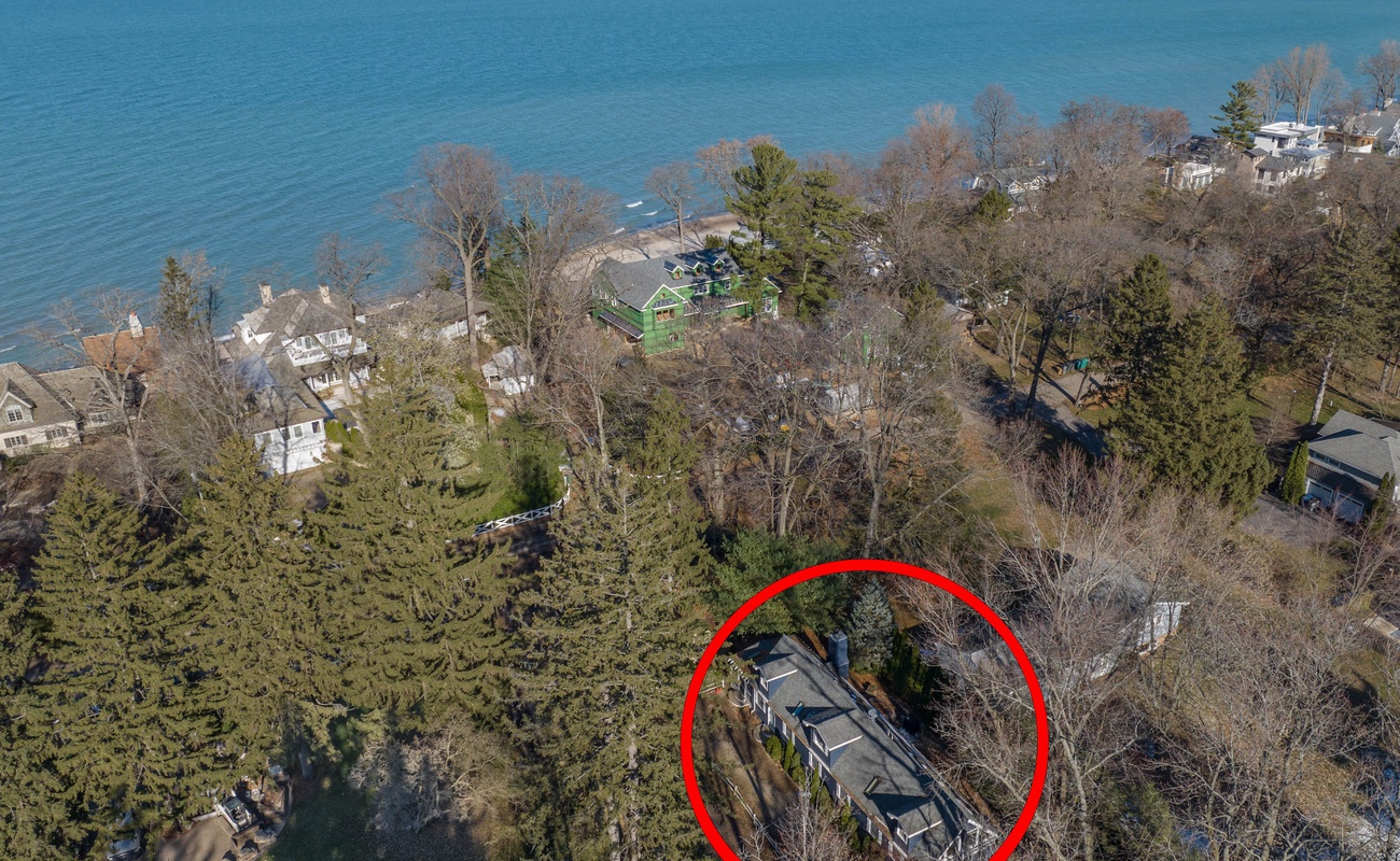 The Songbird is 1 block from a private Lake MI beach.