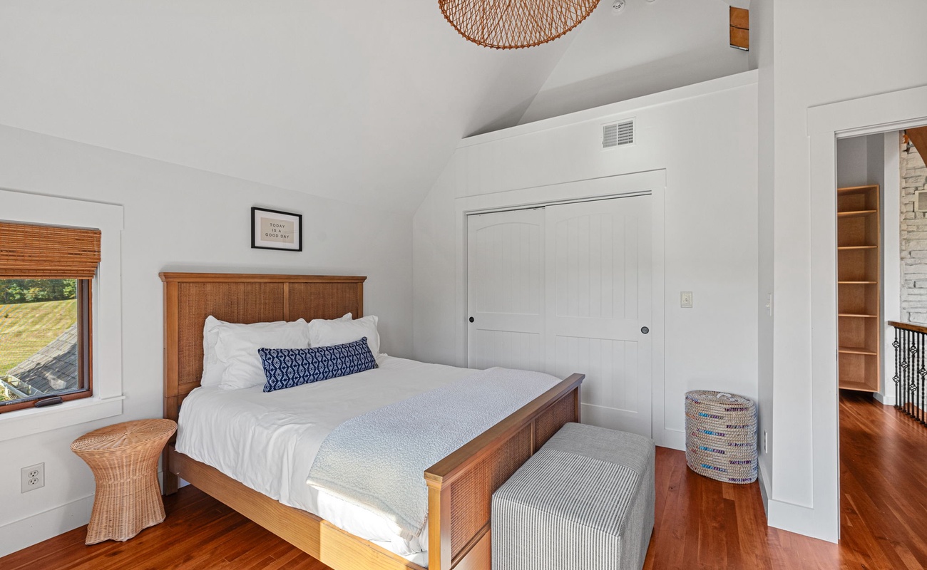 This is what effortless comfort looks like. Time to unwind.