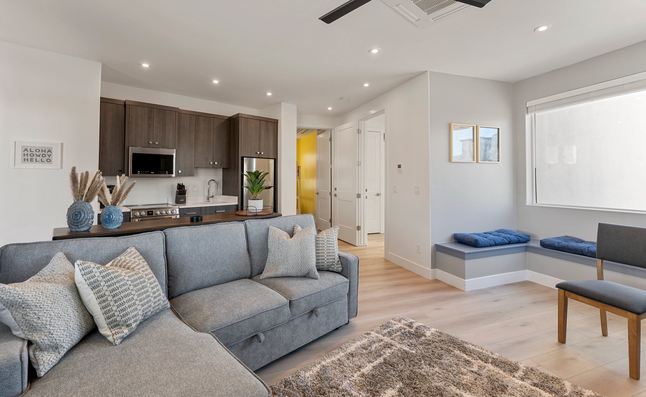 Living & Dining Area