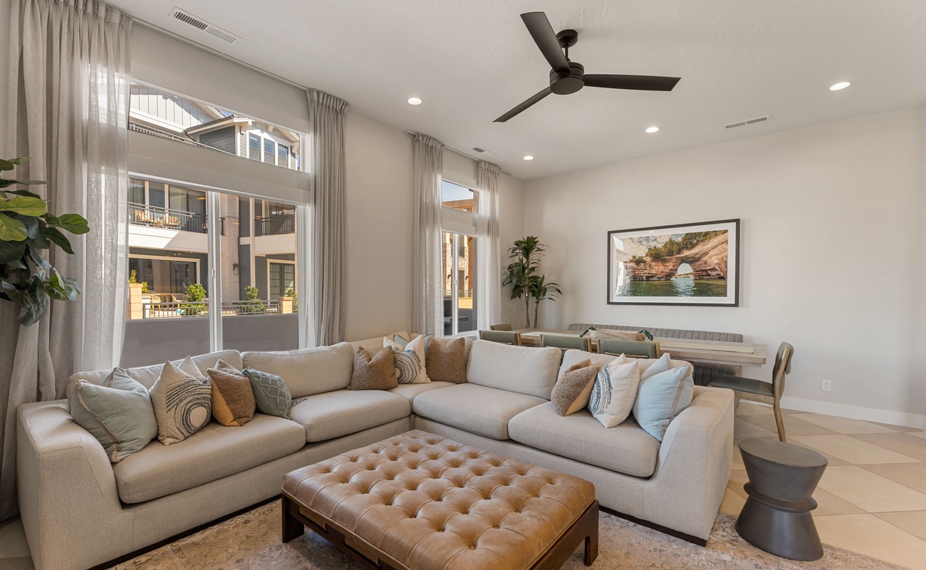 Sunset Pearl at Desert Color