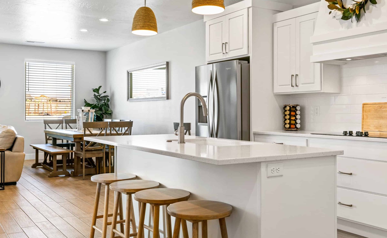 The Pearl at Desert Shores