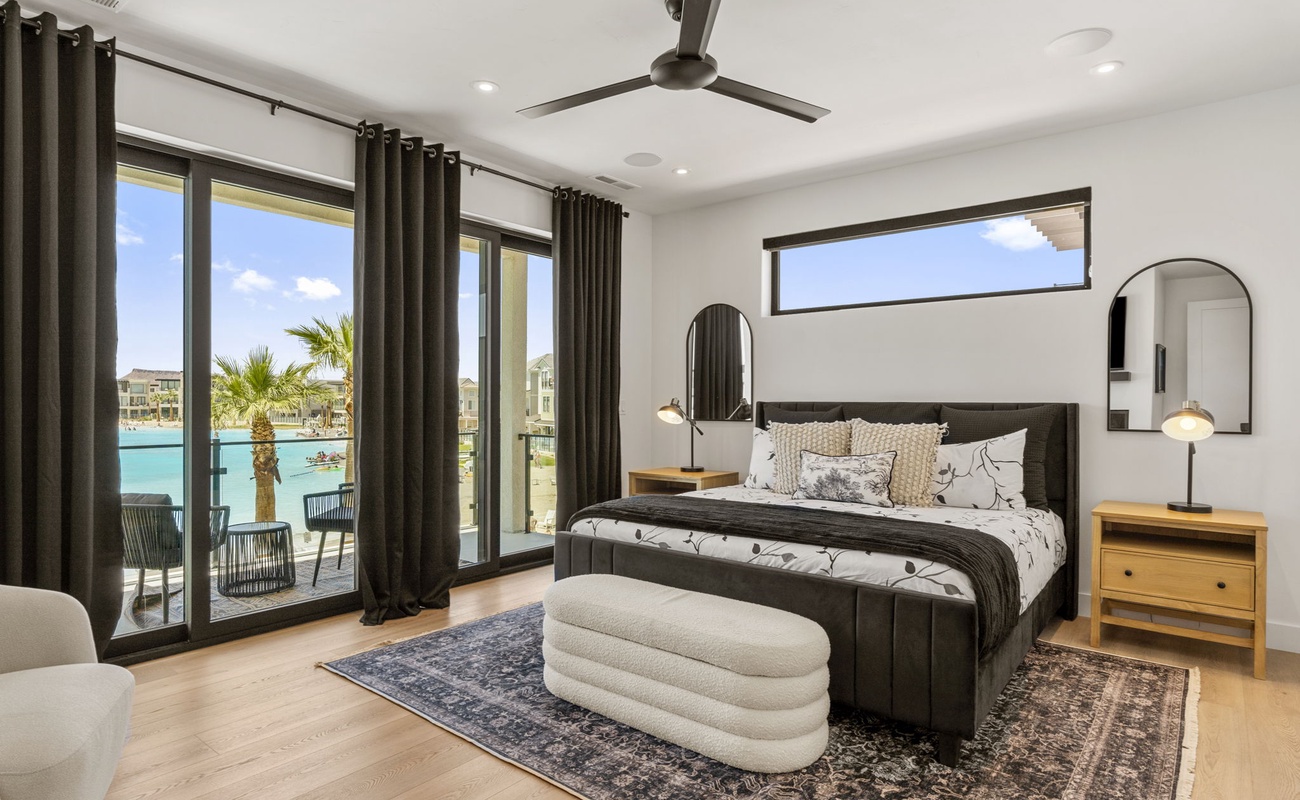 King Bedroom