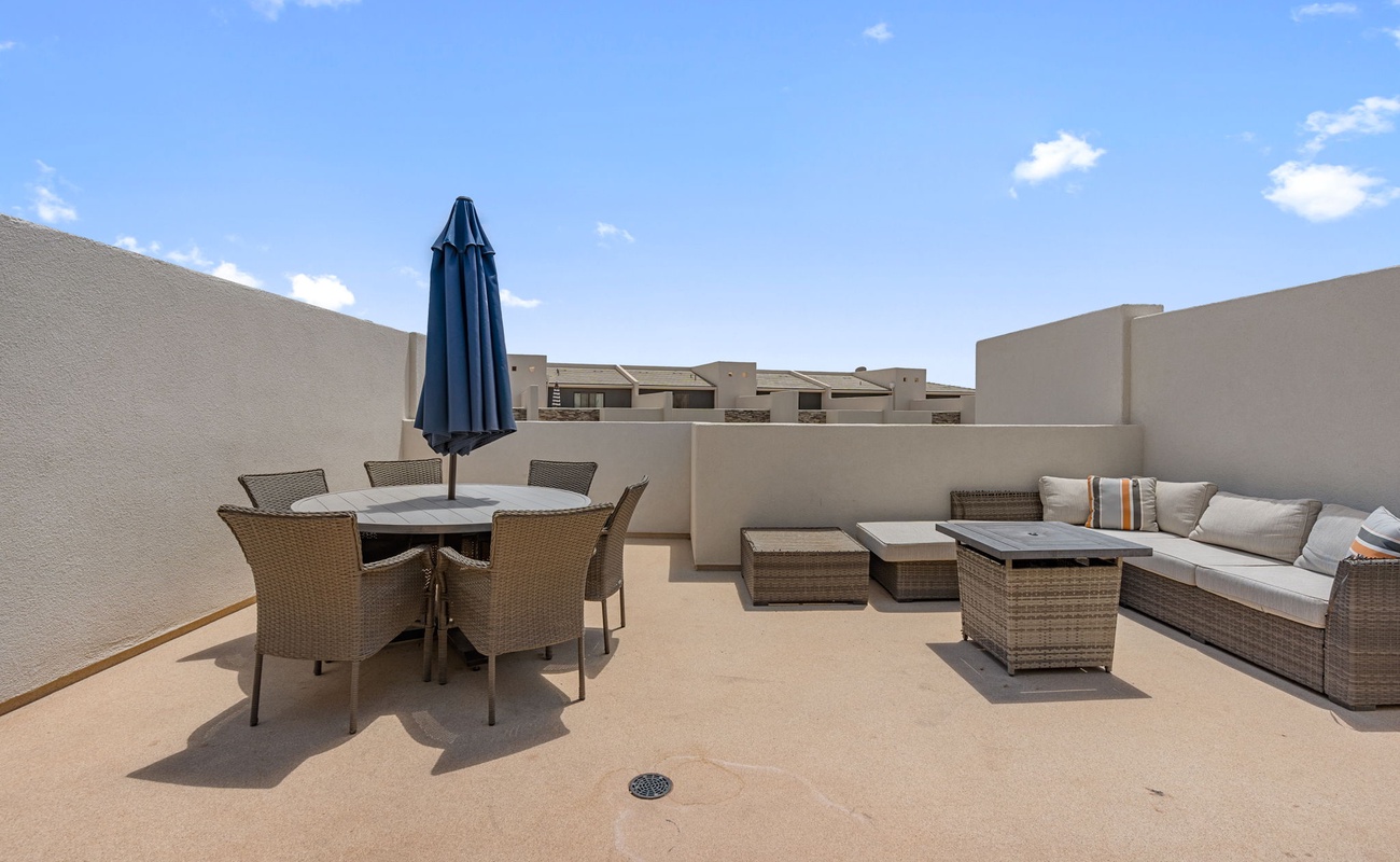Rooftop Deck