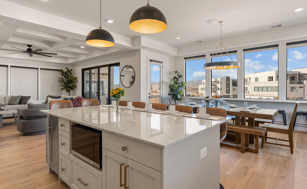 House 1: Fully Equipped Kitchen