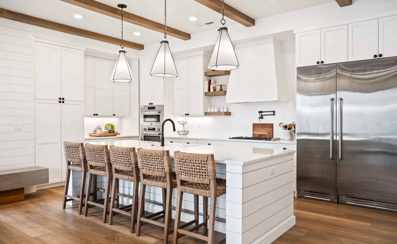 Kitchen / Island Seating