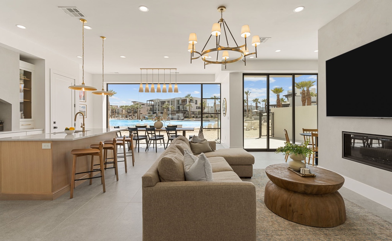 Barefoot Beach House A + B