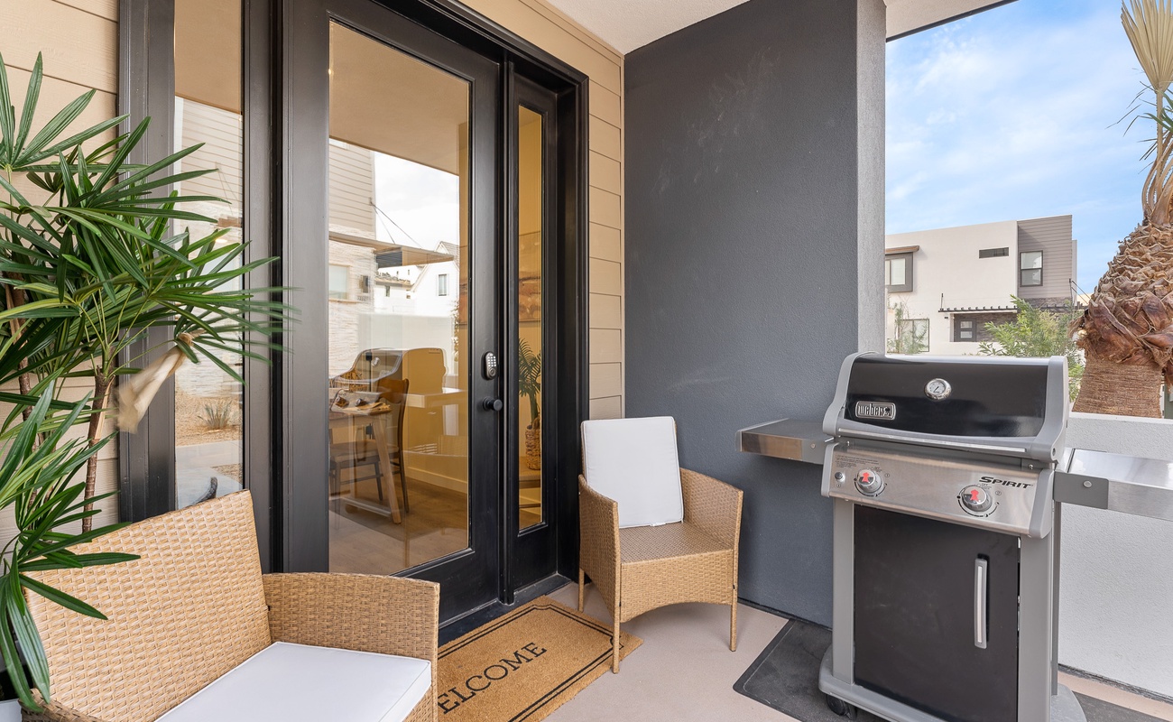 Front Entrance / Grill