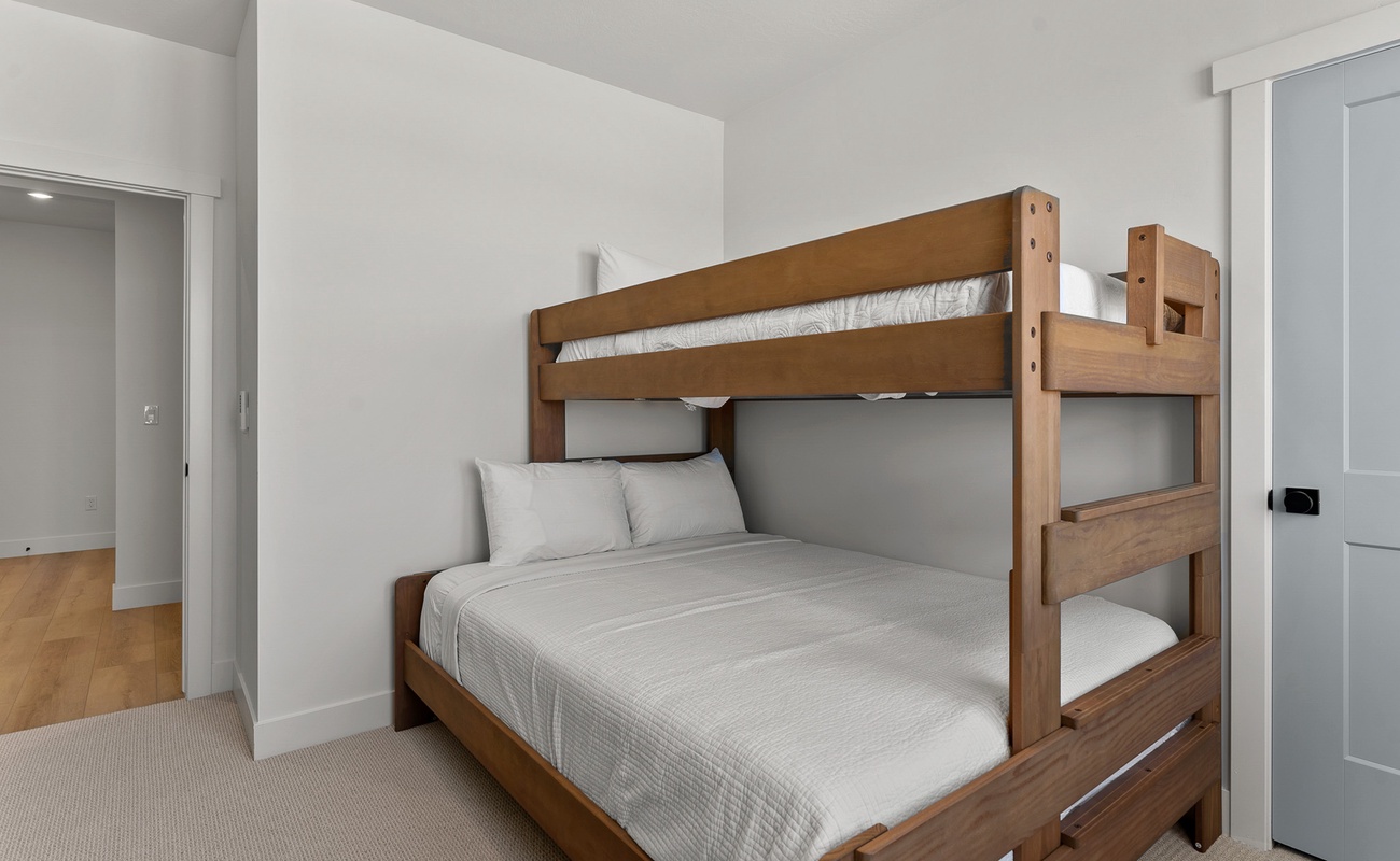 Twin over Queen Bunk Room