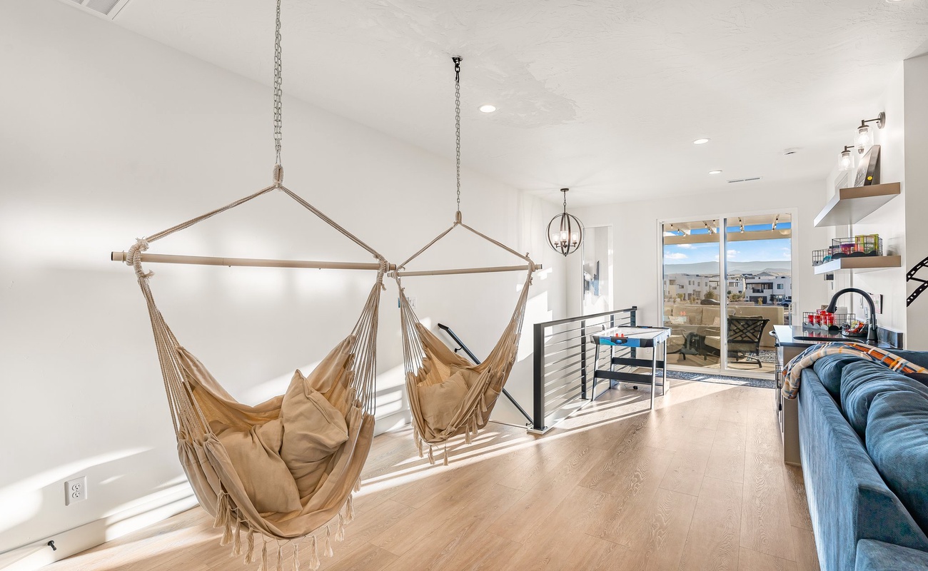 Hanging Hammock Chairs