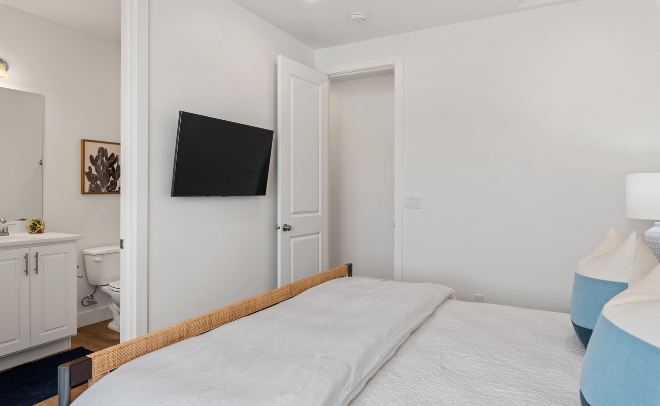 Master Bedroom 3 with TV