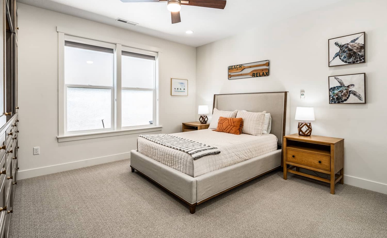 Queen Bedroom