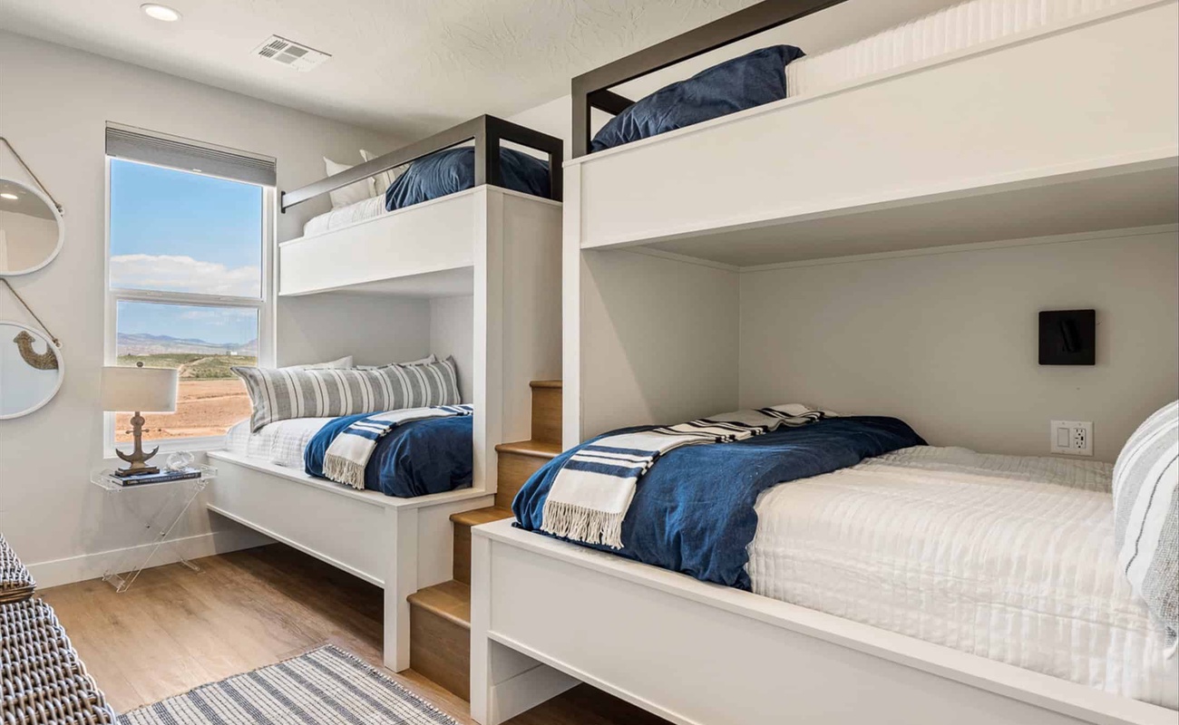 Bunk Room 2 T/F Bunk Beds