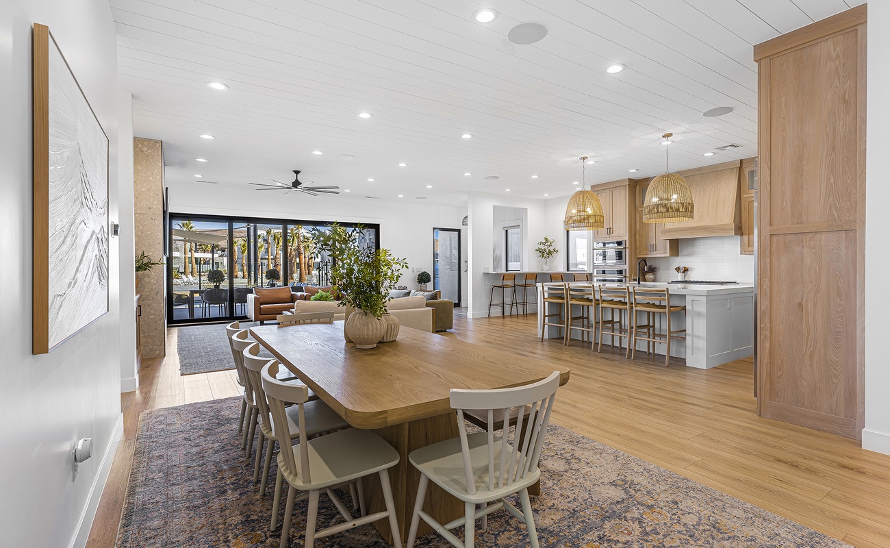 Dining Room / Living Room