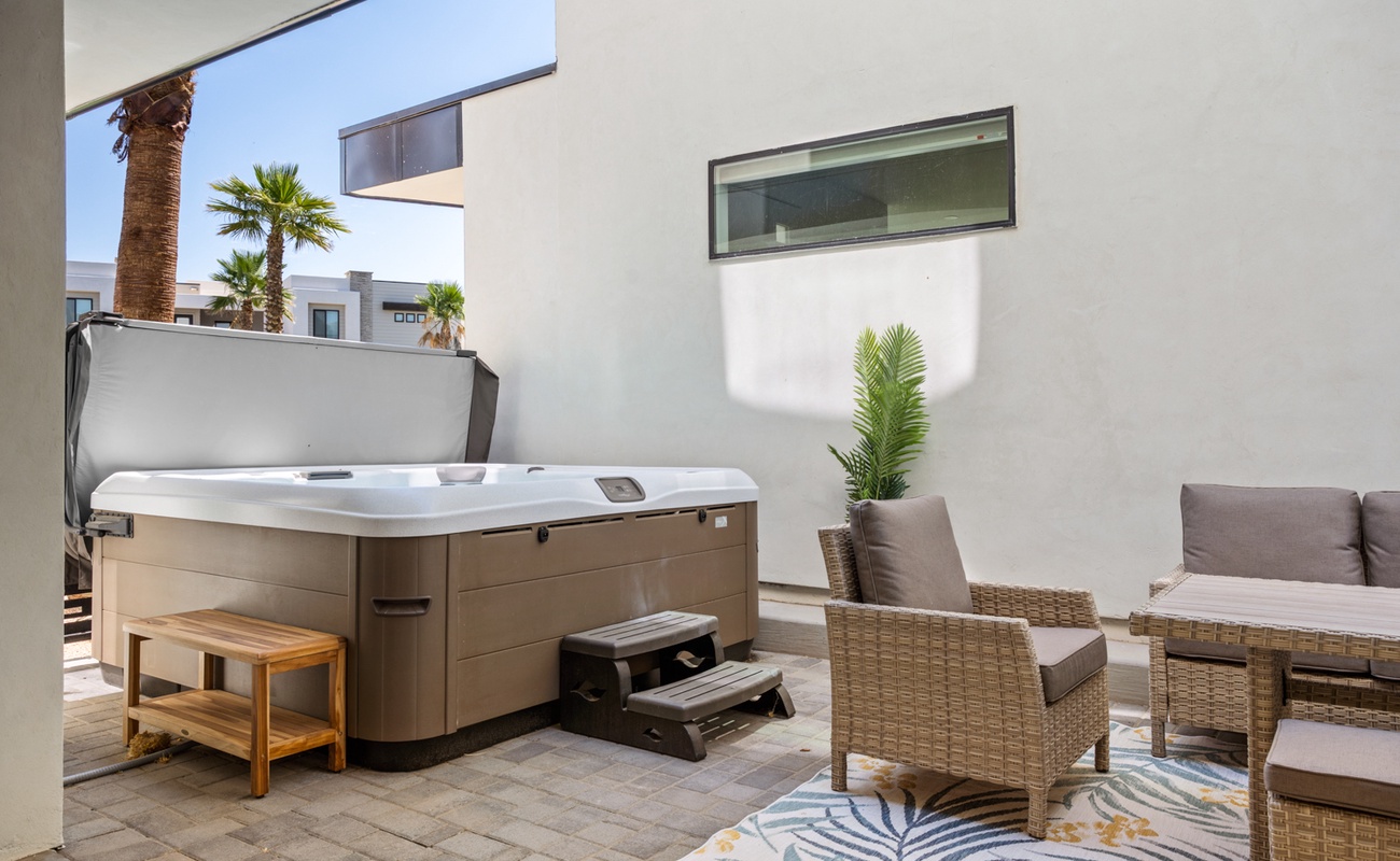 Private Hot Tub